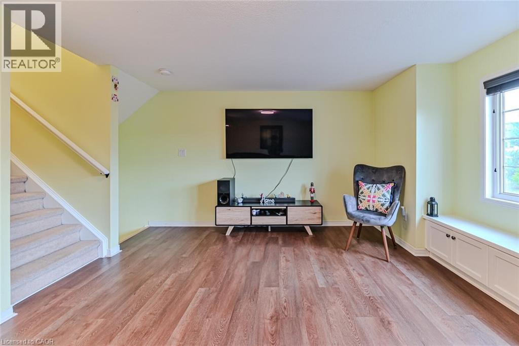 Photo 31 of 110 Activa Avenue Unit E 31, Kitchener ON