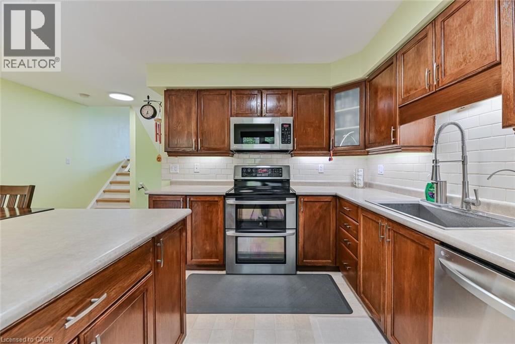 Photo 43 of 110 Activa Avenue Unit E 31, Kitchener ON
