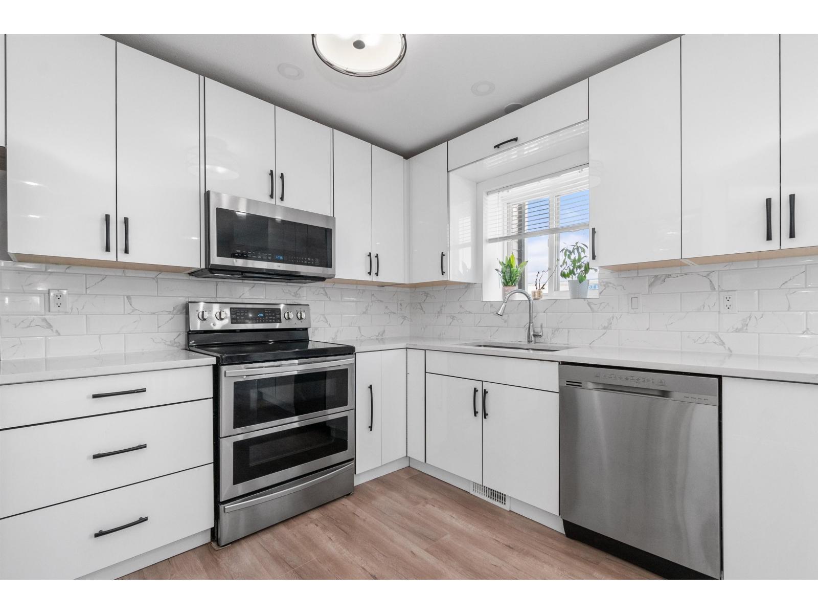 4 5950 VEDDER ROAD, Vedder Crossing, Chilliwack