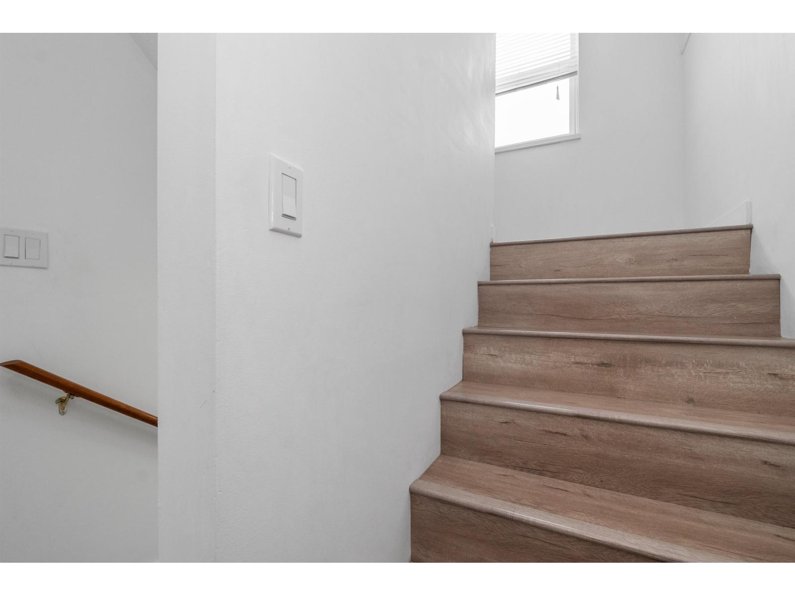 4 5950 VEDDER ROAD, Vedder Crossing, Chilliwack