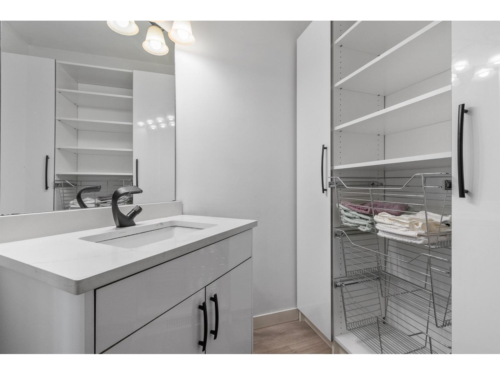 4 5950 VEDDER ROAD, Vedder Crossing, Chilliwack