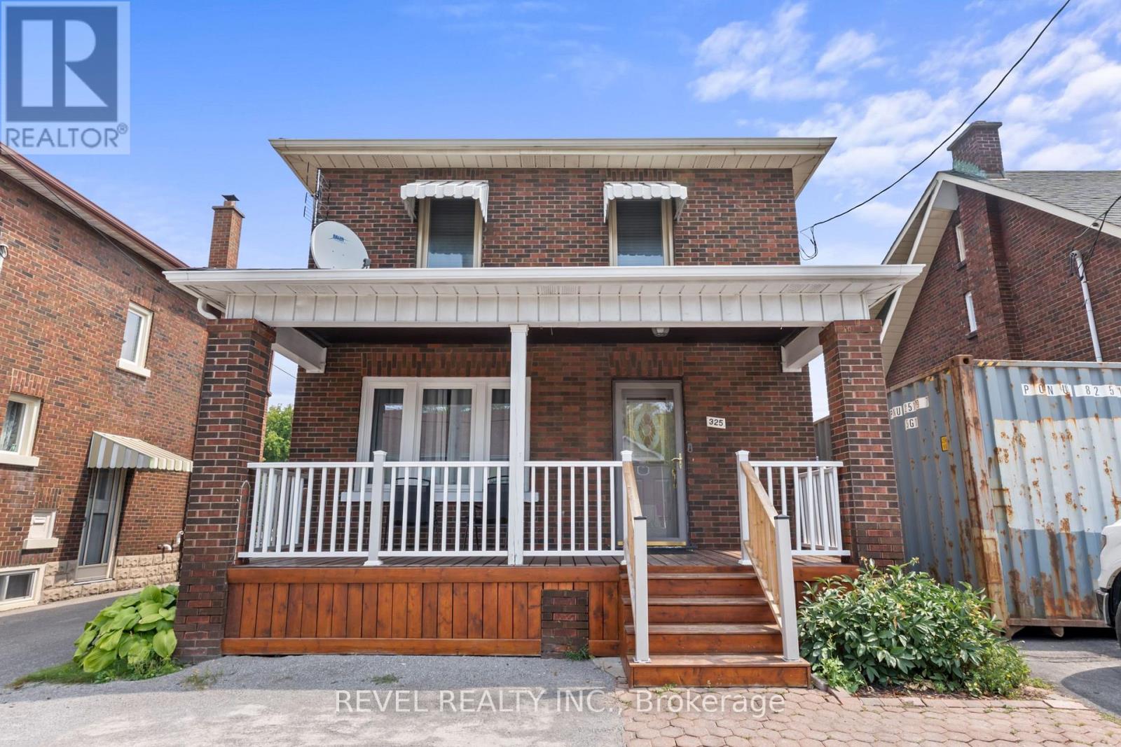 Photo 14 of 325 Ritson Road S, Oshawa ON