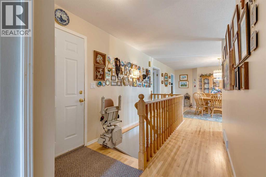 Photo 26 of 241 11 Street, Three Hills AB