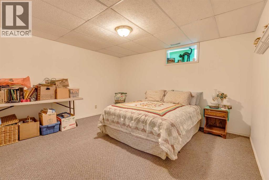 Photo 32 of 241 11 Street, Three Hills AB