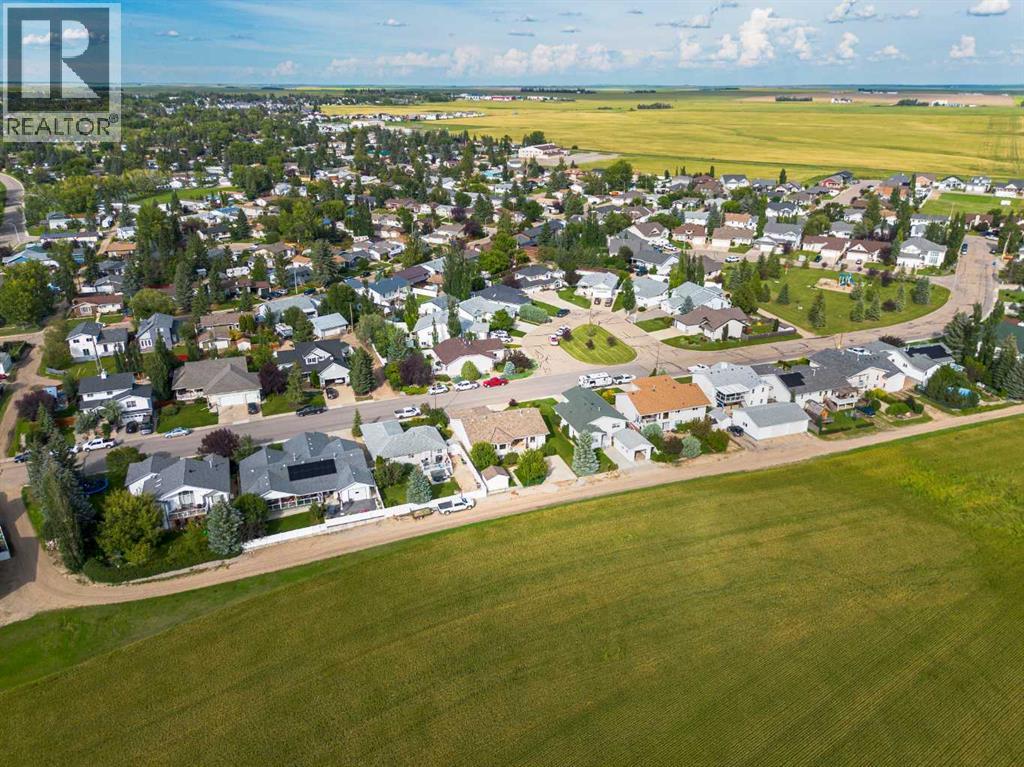 Photo 44 of 241 11 Street, Three Hills AB
