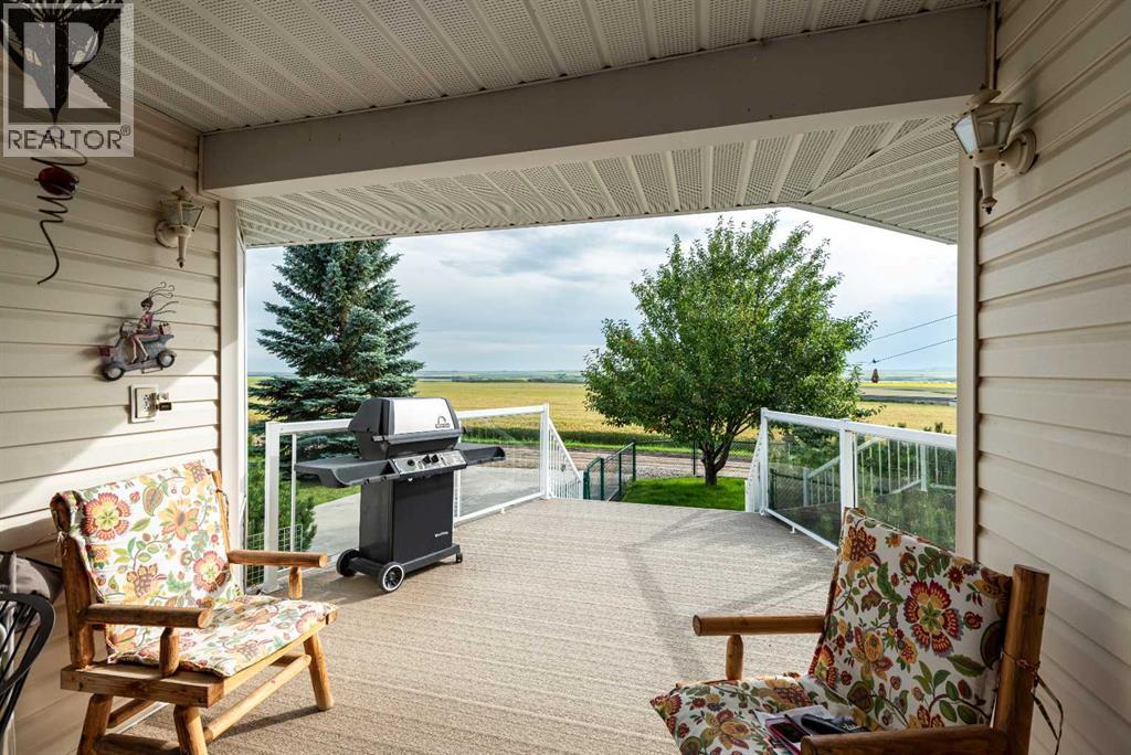Photo 40 of 241 11 Street, Three Hills AB