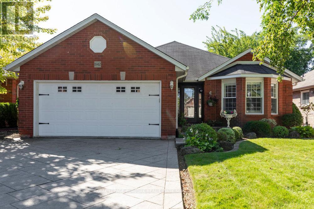 Photo 1 of 1142 Augustus Drive, Burlington ON