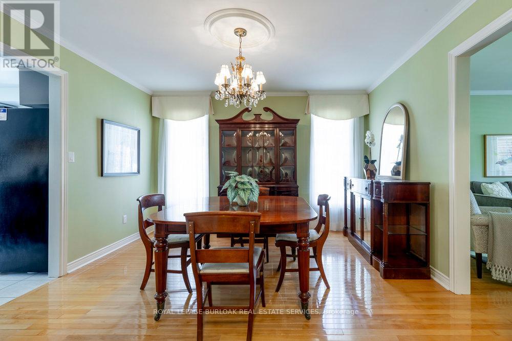 Photo 10 of 1142 Augustus Drive, Burlington ON