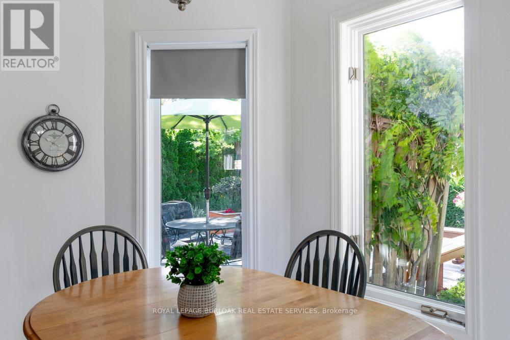 Photo 20 of 1142 Augustus Drive, Burlington ON