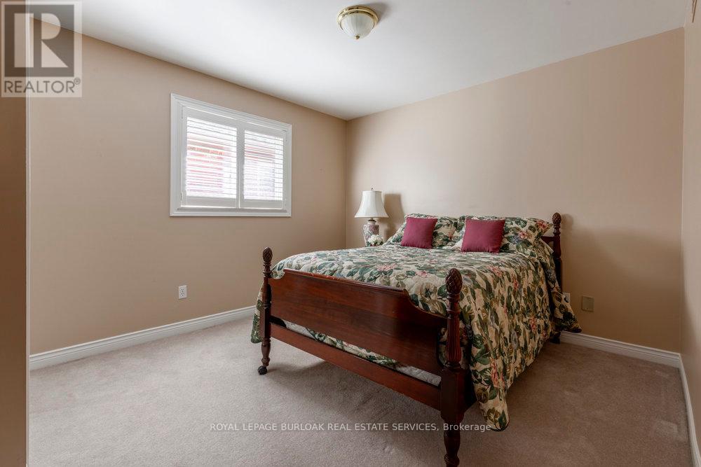 Photo 26 of 1142 Augustus Drive, Burlington ON