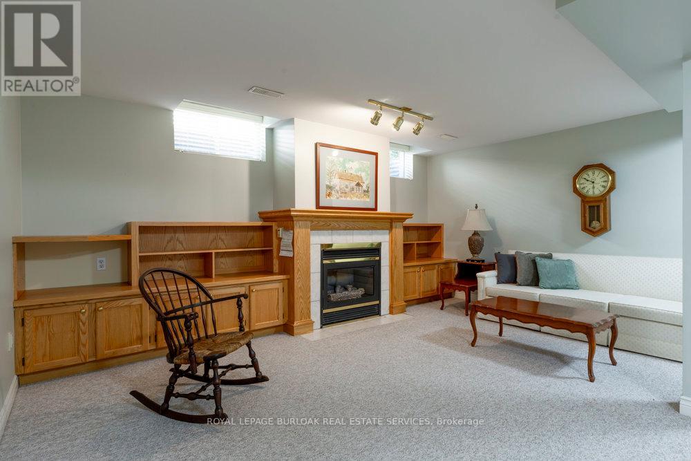 Photo 30 of 1142 Augustus Drive, Burlington ON