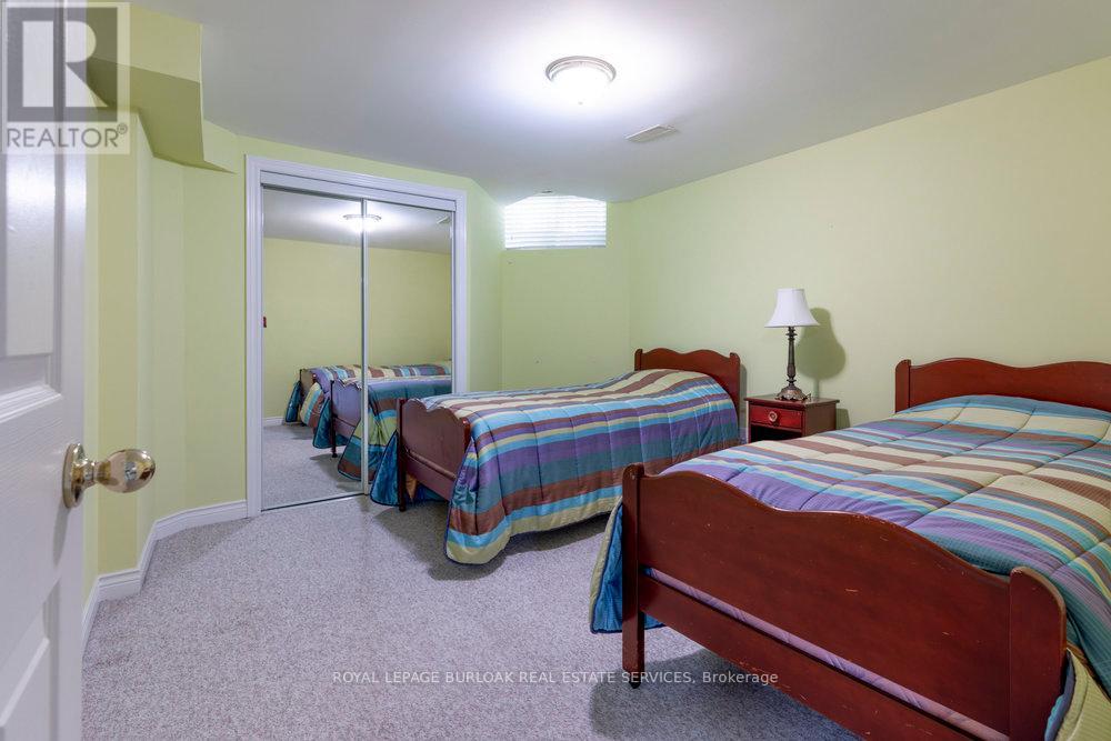 Photo 32 of 1142 Augustus Drive, Burlington ON