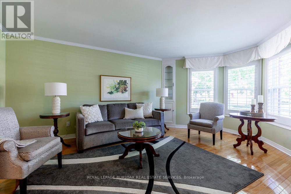 Photo 7 of 1142 Augustus Drive, Burlington ON