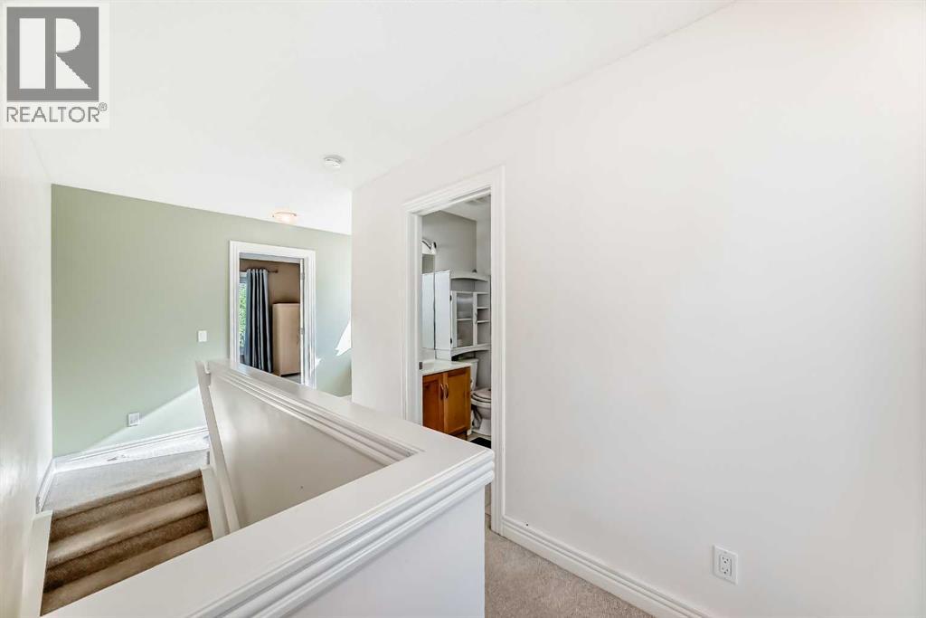 Photo 21 of 63 Bridleridge Manor Sw, Calgary AB