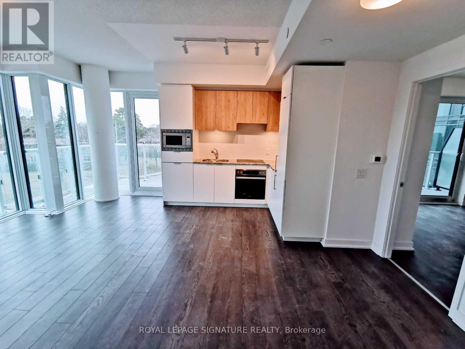 Photo 4 of 425 20 Oneill Road, Toronto ON