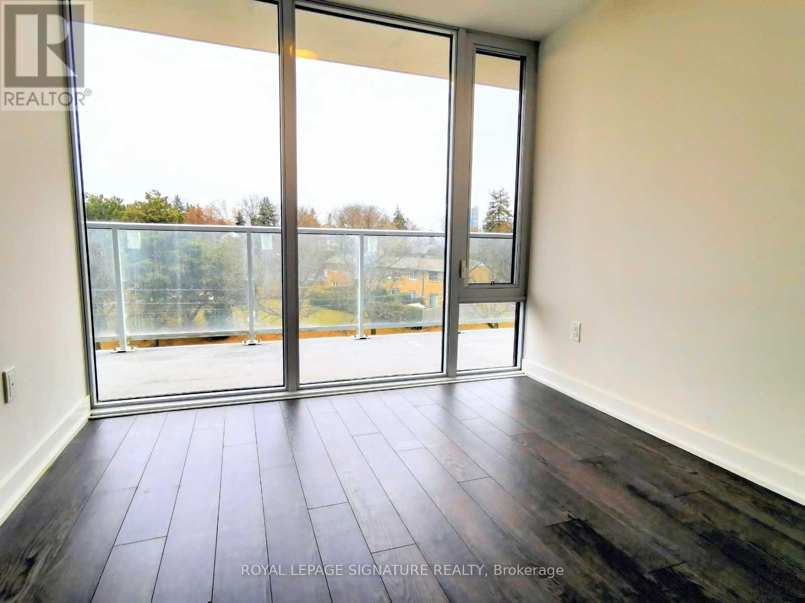 Photo 5 of 425 20 Oneill Road, Toronto ON