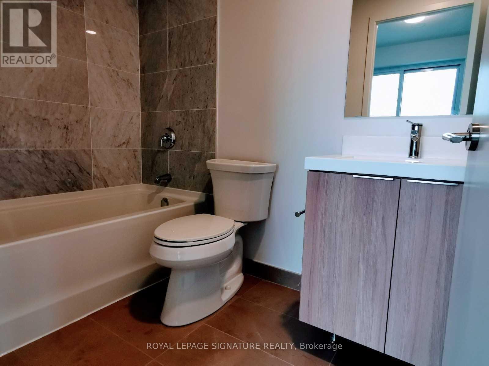 Photo 3 of 425 20 Oneill Road, Toronto ON