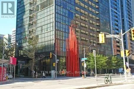 Photo 6 of 2807 110 Charles Street E, Toronto ON