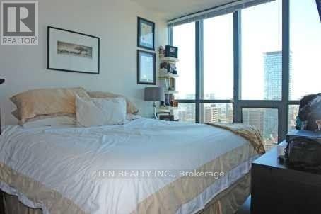 Photo 4 of 2807 110 Charles Street E, Toronto ON