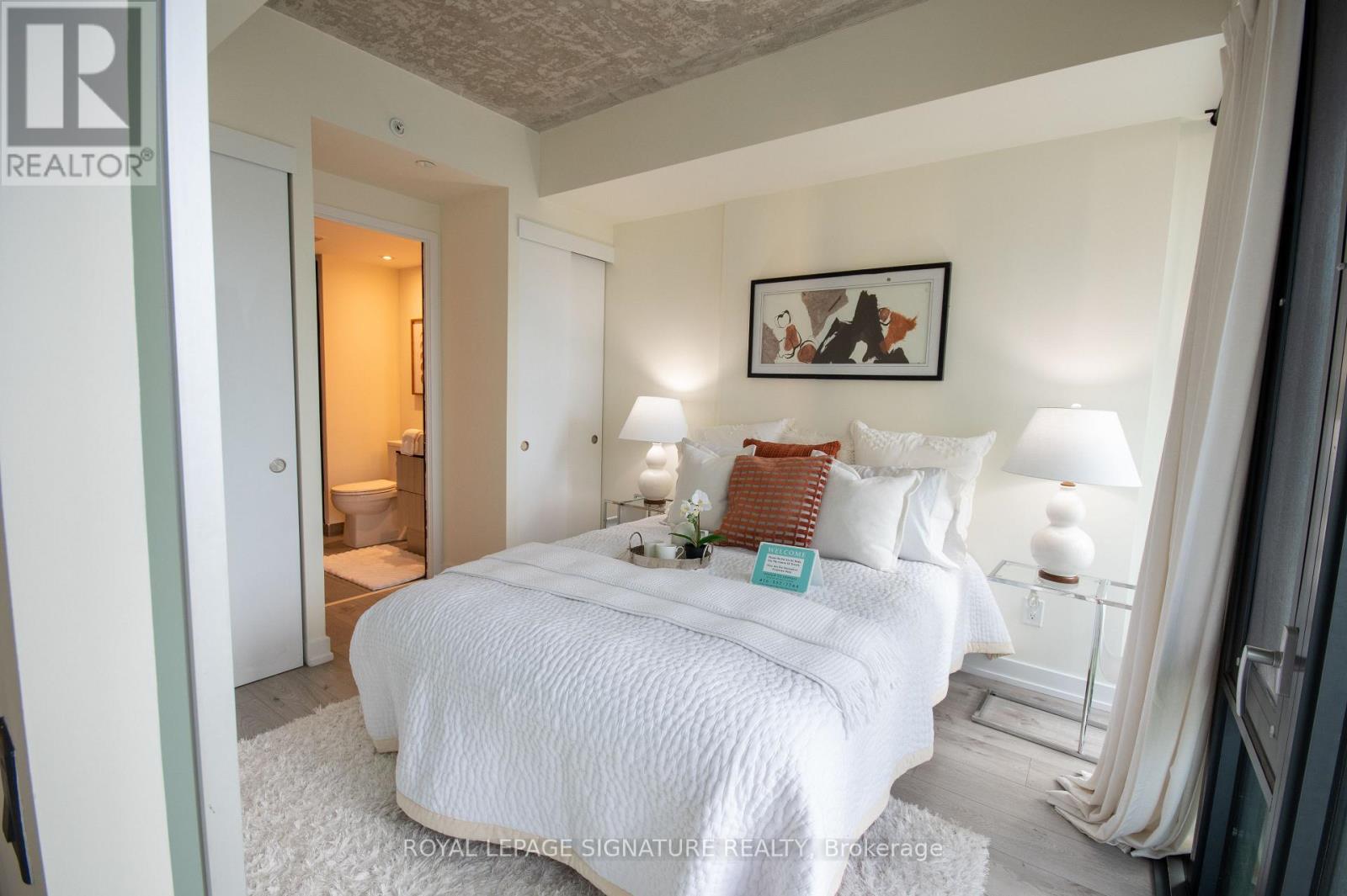 Photo 17 of 605 161 Roehampton Avenue, Toronto ON