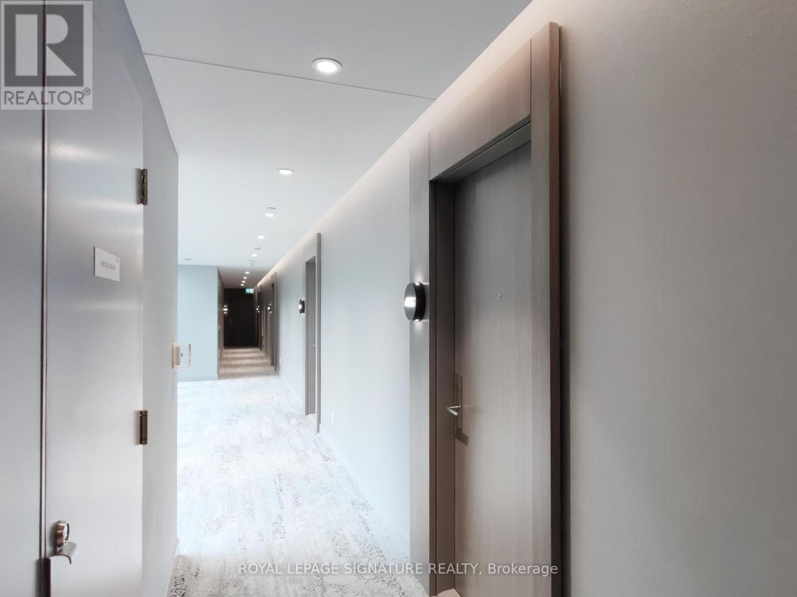 Photo 13 of 605 161 Roehampton Avenue, Toronto ON