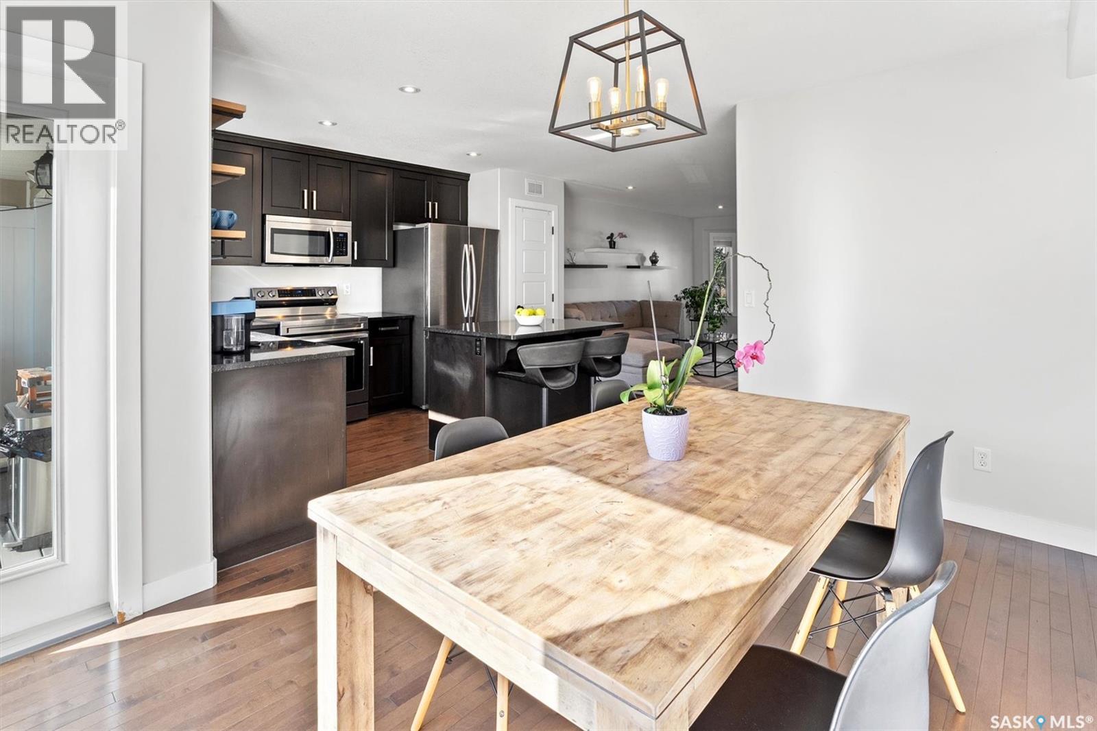 Photo 10 of 1423 Hunter Road, Saskatoon SK
