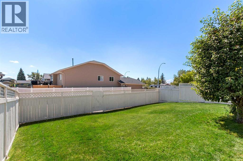 Photo 37 of 131 Tipping Close Se, Airdrie AB