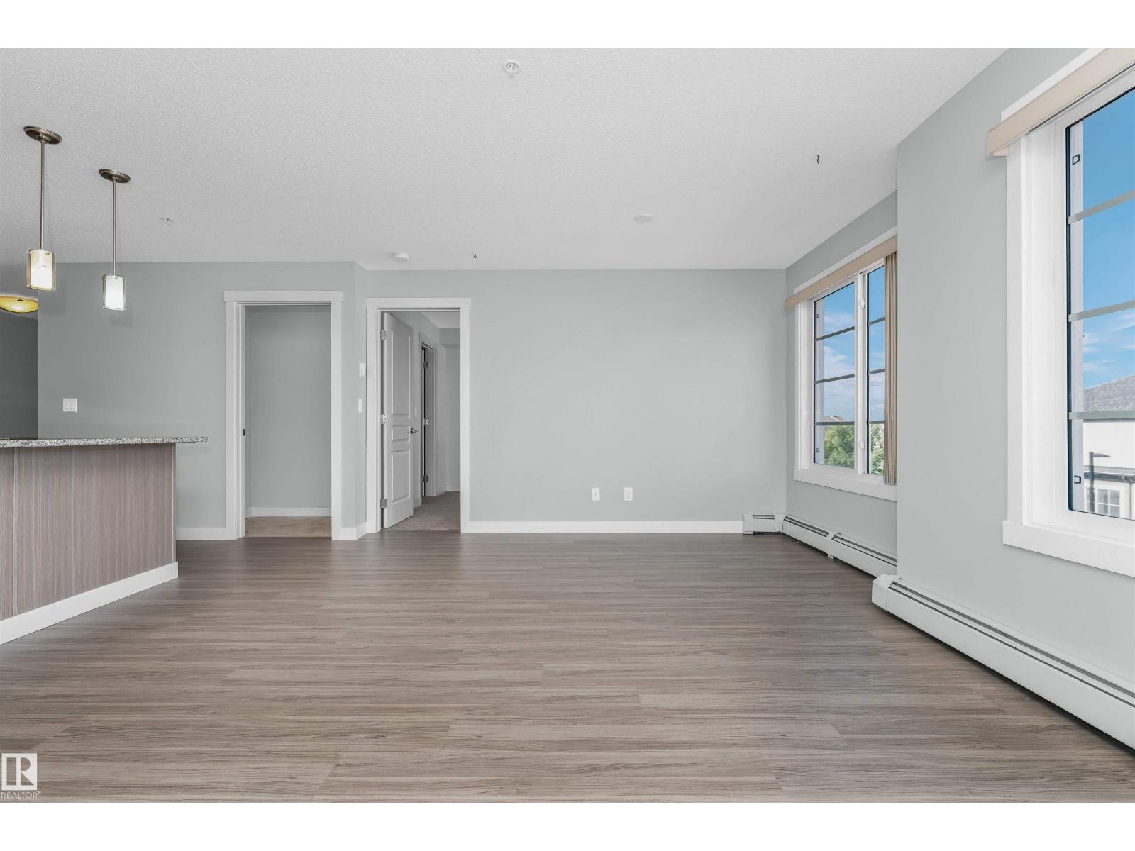 Photo 20 of 301 3670 139 Av Nw, Edmonton AB