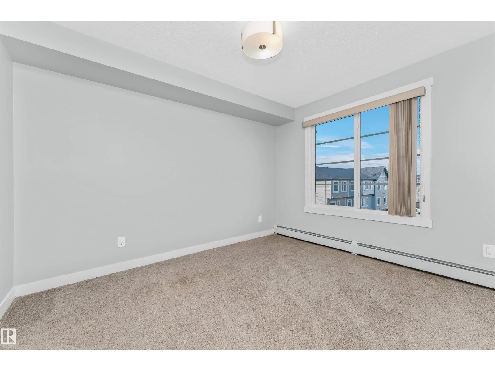 Photo 22 of 301 3670 139 Av Nw, Edmonton AB