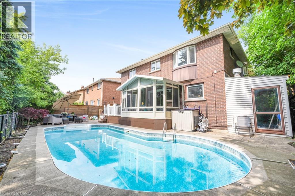 Photo 20 of 26 Dundalk Crescent, Brampton ON
