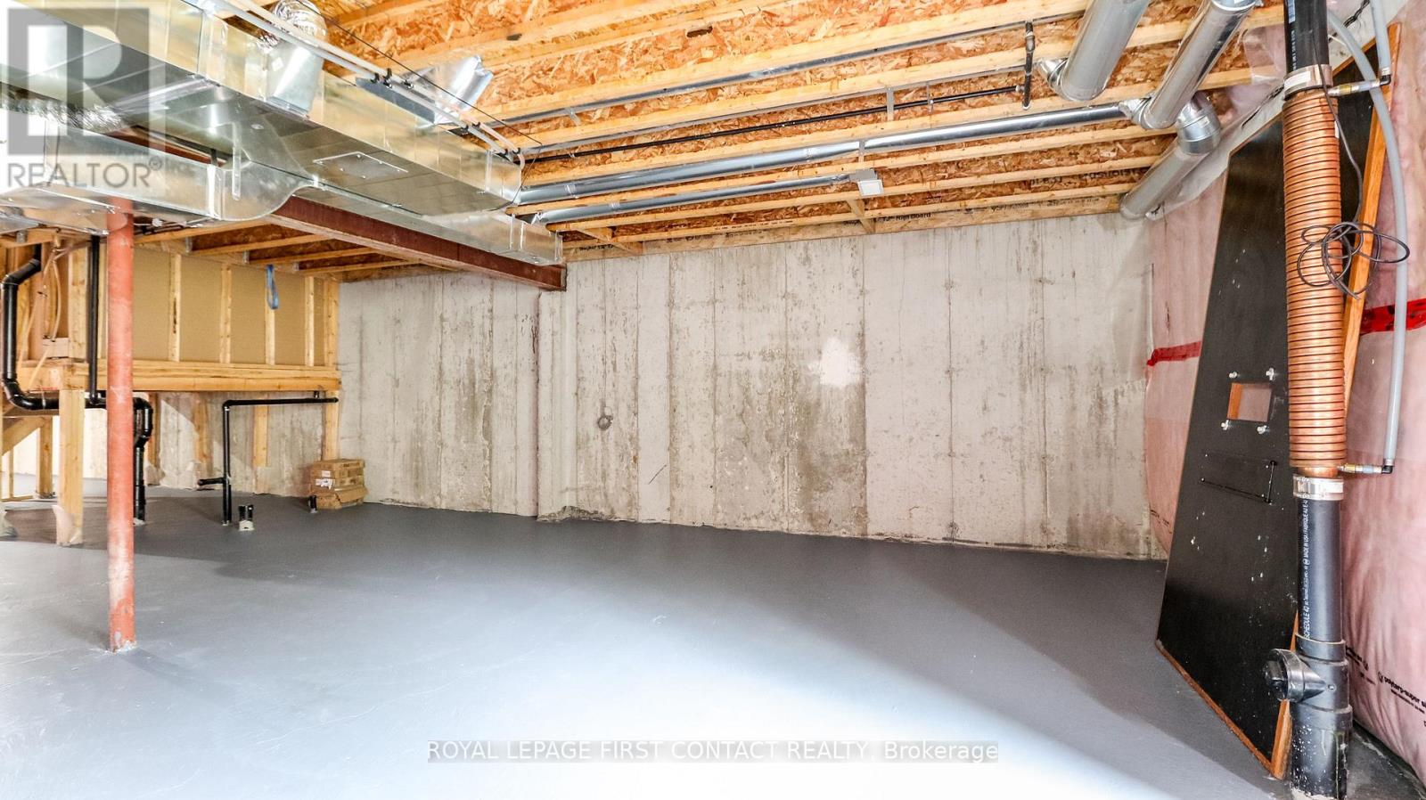 Photo 19 of 53 Mondial Crescent, East Gwillimbury ON