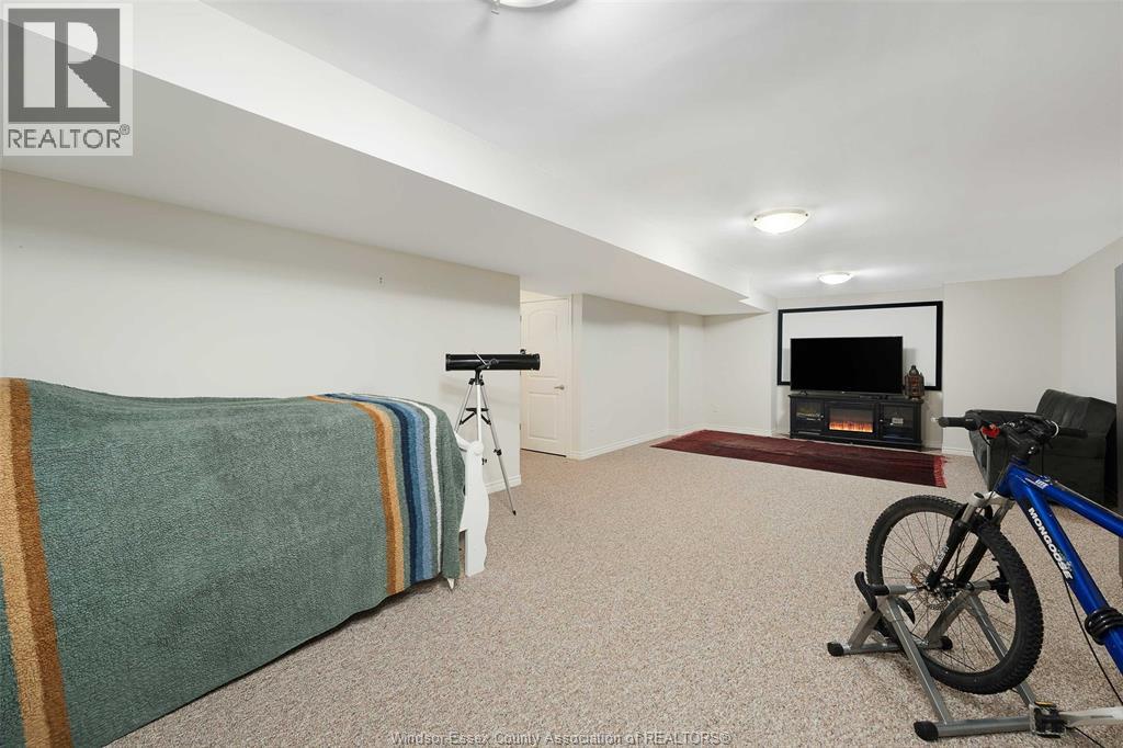 Photo 38 of 436 John Harvey Crescent, Windsor ON