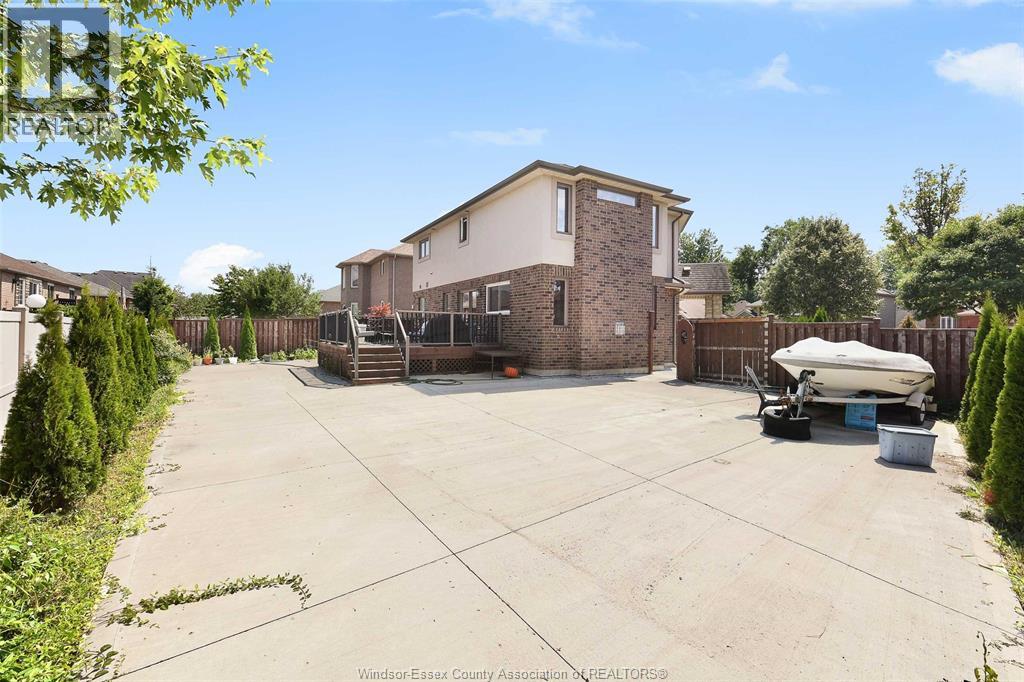 Photo 7 of 436 John Harvey Crescent, Windsor ON