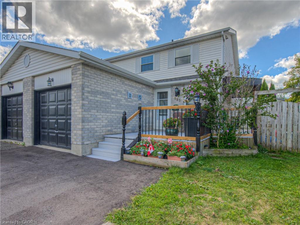Photo 23 of 985 Elgin Street N, Cambridge ON
