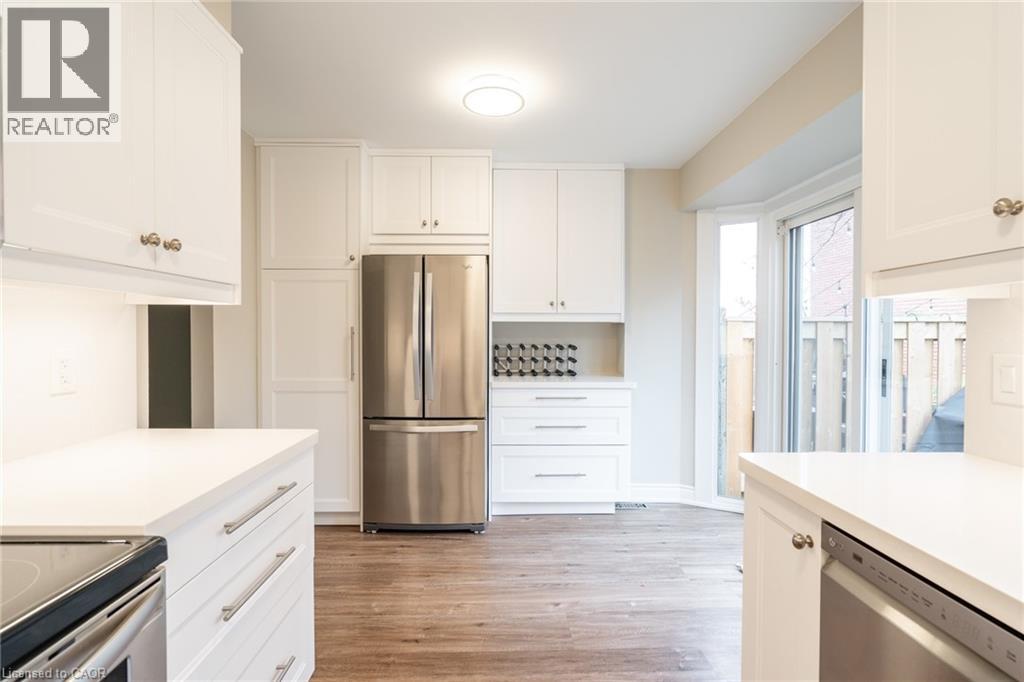 Photo 11 of 895 Maple Avenue Unit 118, Burlington ON