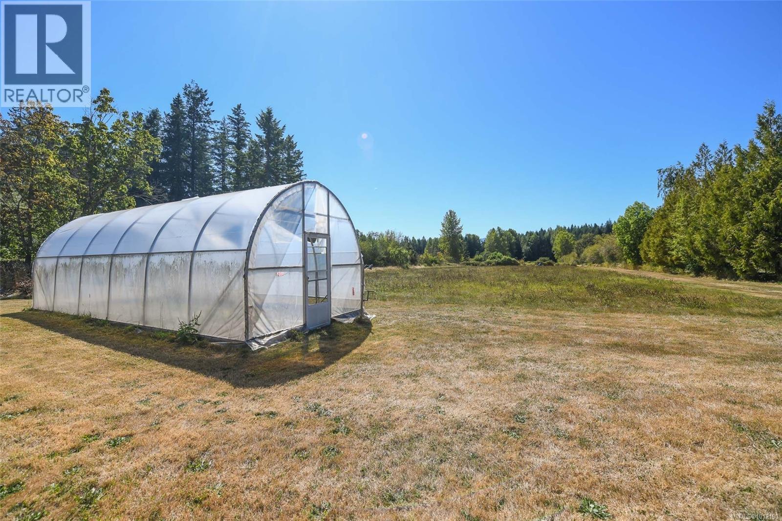 5835 ISLAND HWY N - 30