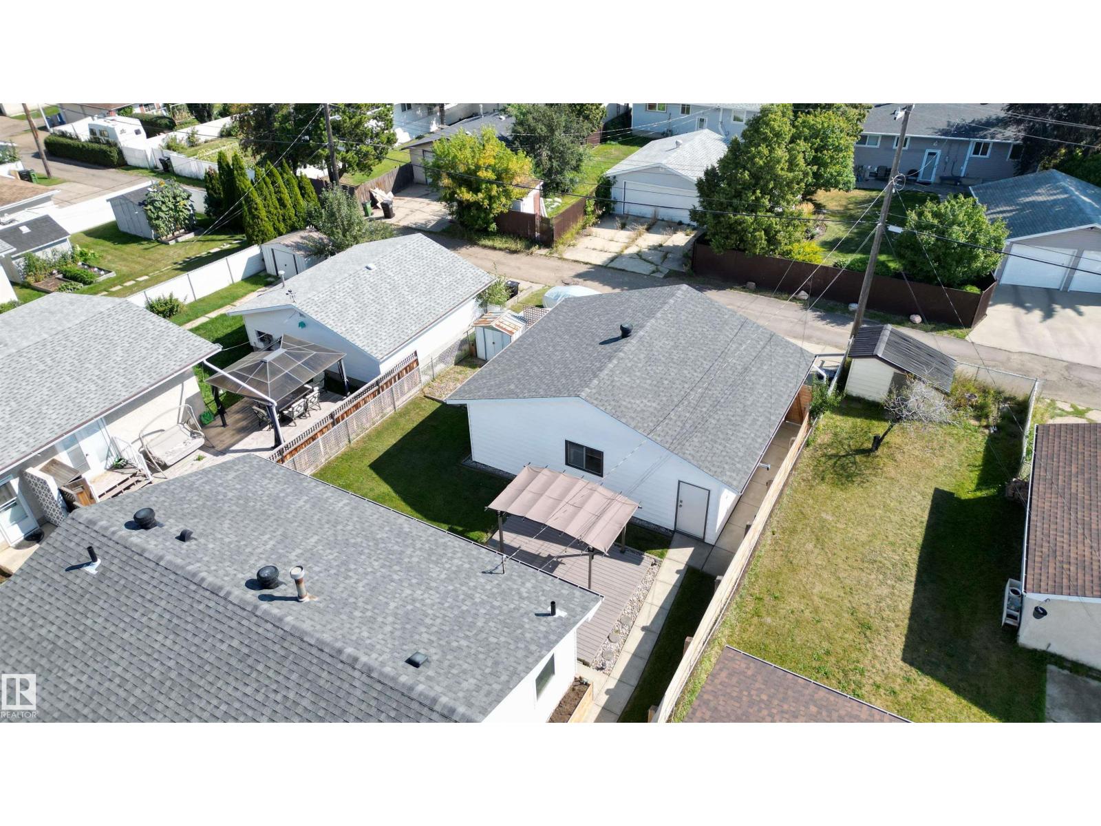 Photo 54 of 13419 58 St Nw, Edmonton AB