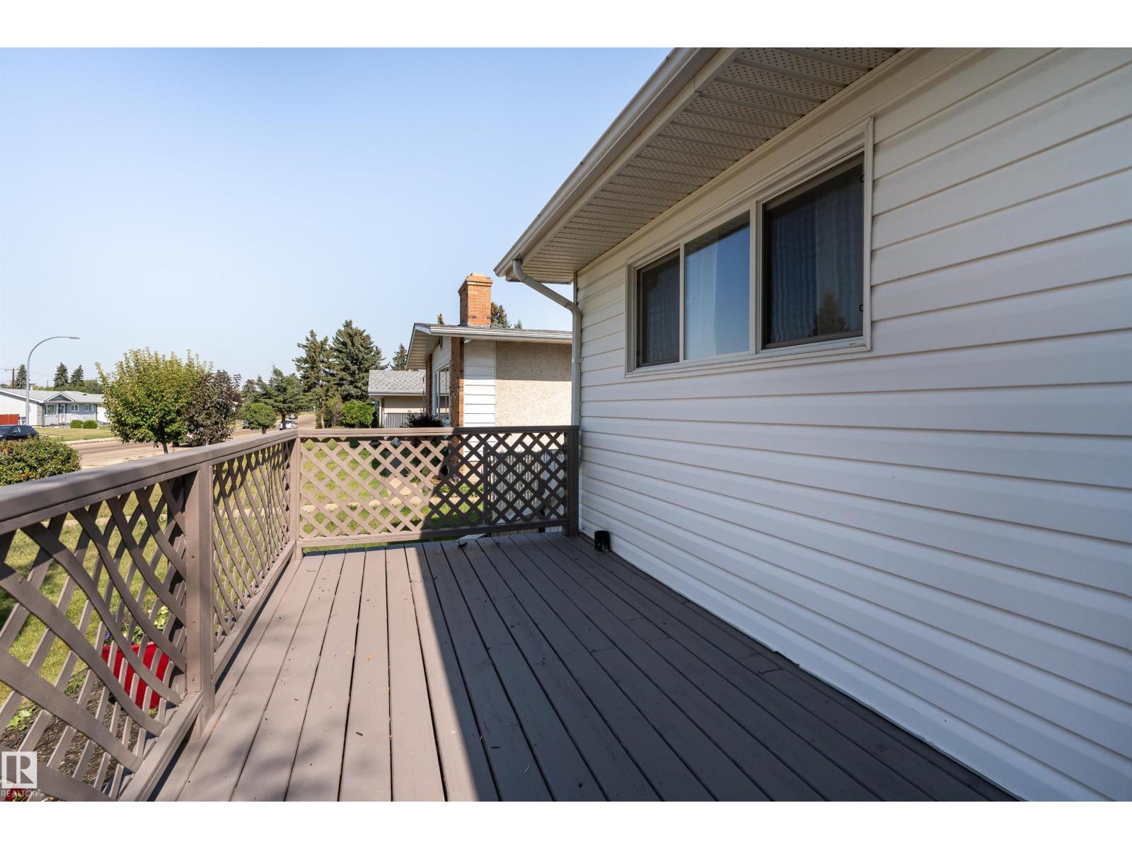 Photo 43 of 13419 58 St Nw, Edmonton AB
