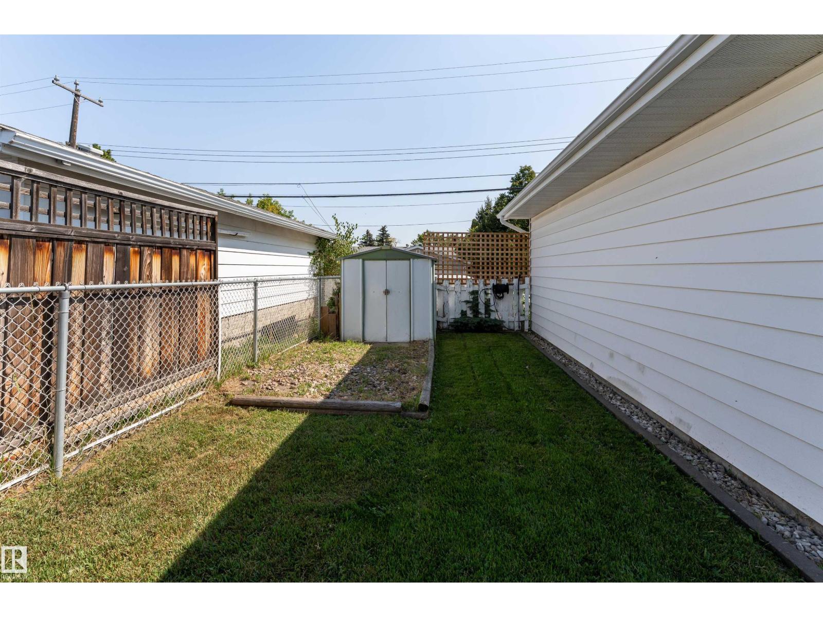 Photo 48 of 13419 58 St Nw, Edmonton AB