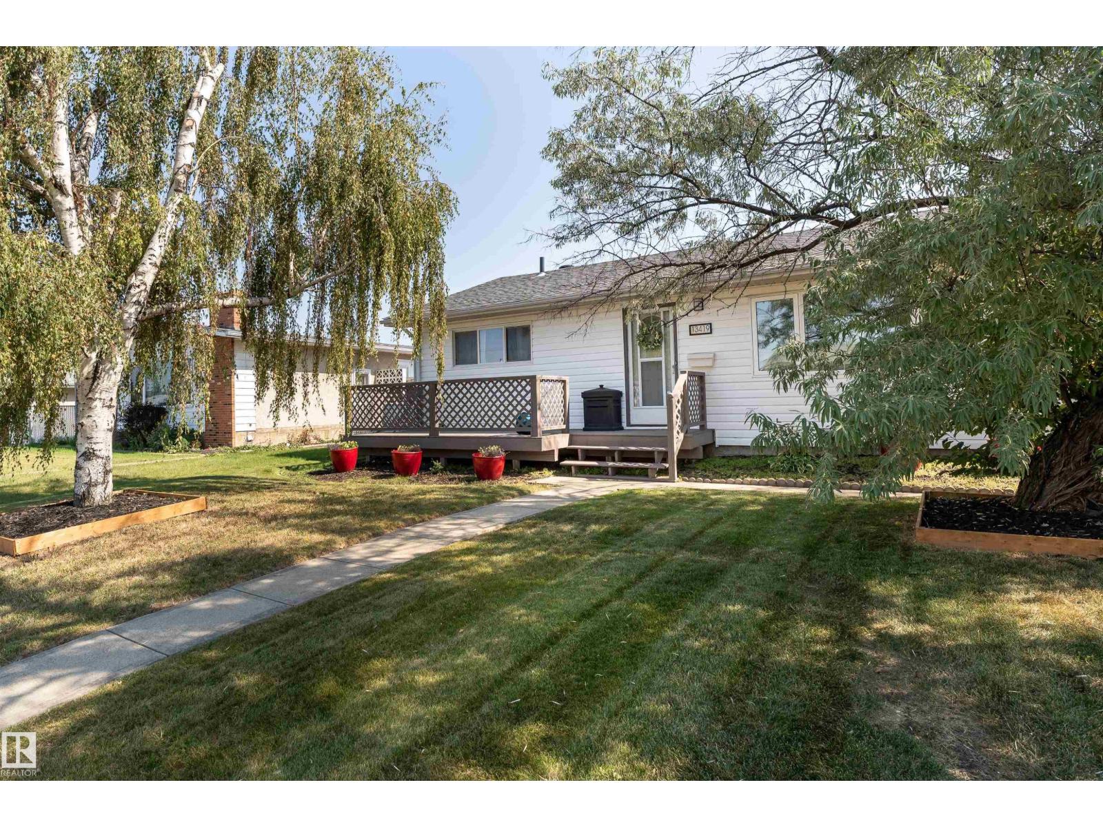 Photo 53 of 13419 58 St Nw, Edmonton AB