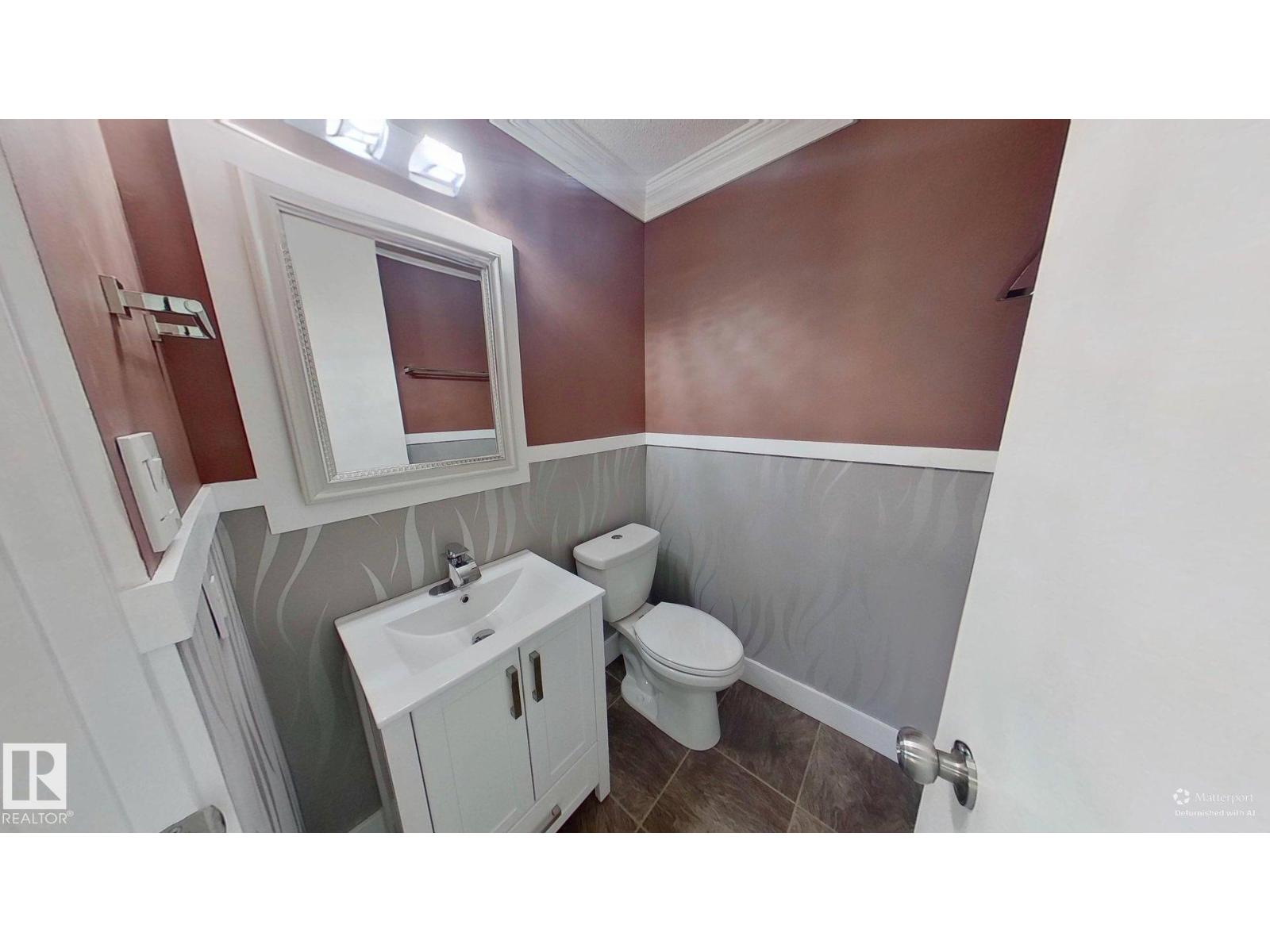 Photo 21 of 893 Birch Av, Sherwood Park AB