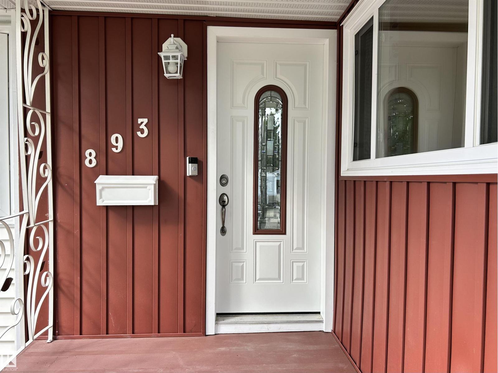 Photo 2 of 893 Birch Av, Sherwood Park AB