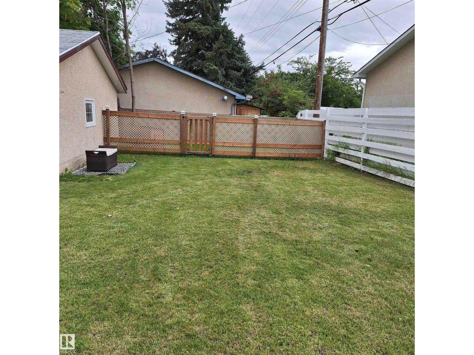 Photo 29 of 893 Birch Av, Sherwood Park AB
