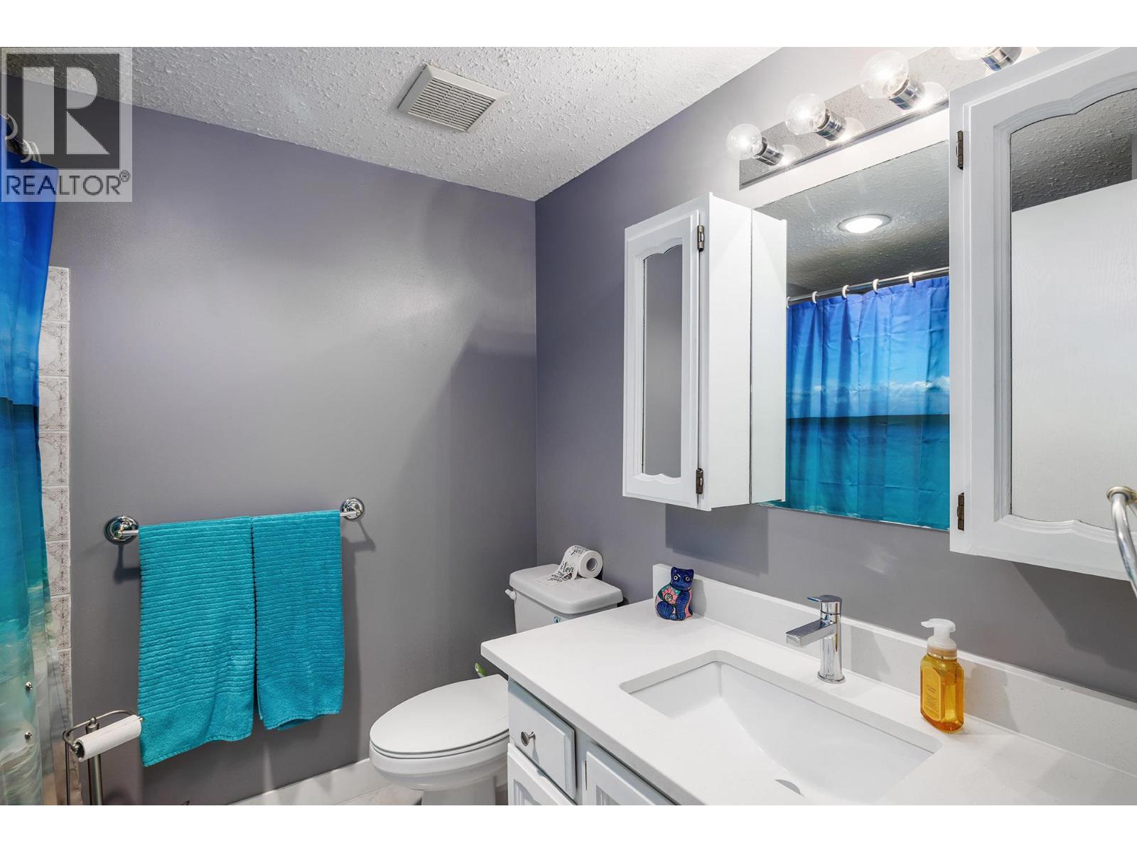 Photo 5 of 555 Rowcliffe Avenue Unit 307, Kelowna BC