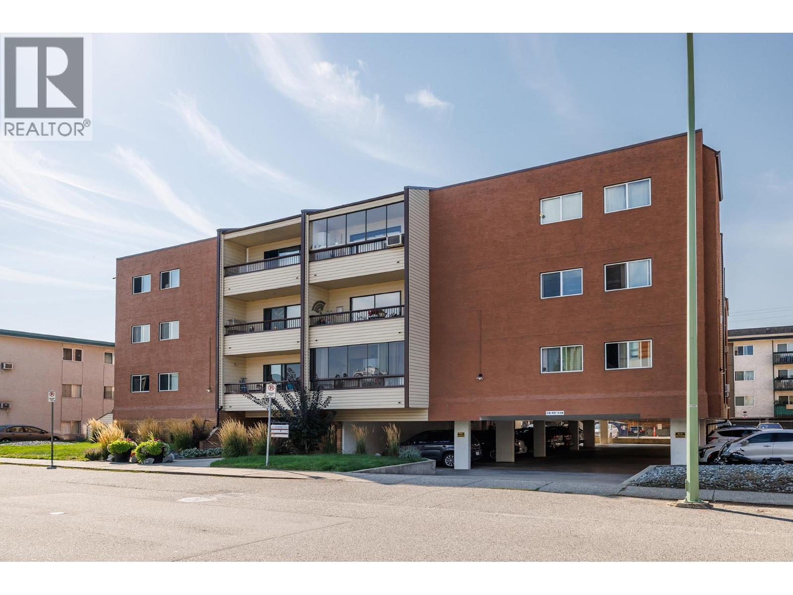Photo 18 of 555 Rowcliffe Avenue Unit 307, Kelowna BC