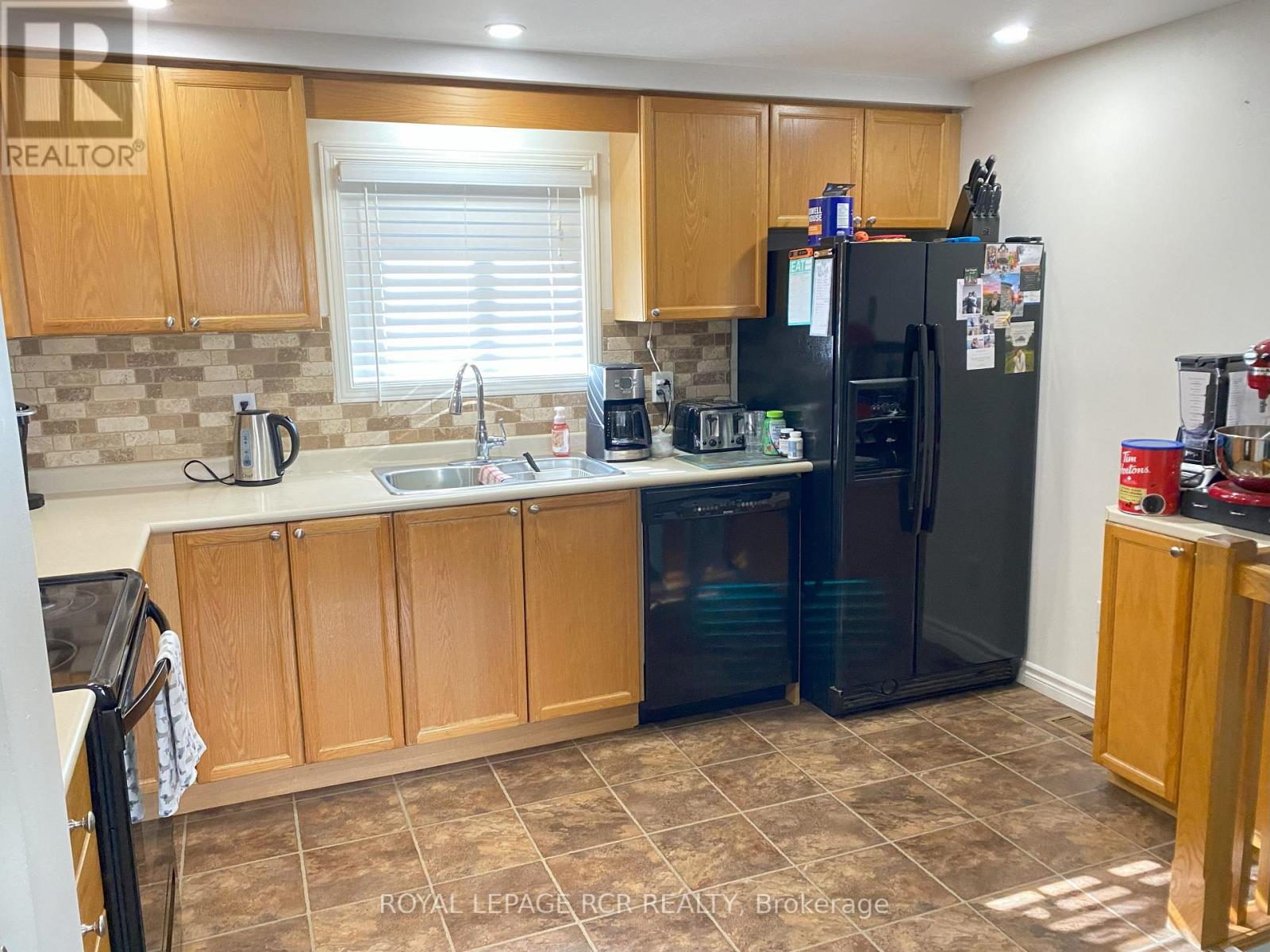 Photo 21 of 90 Pheasant Court, Orangeville ON