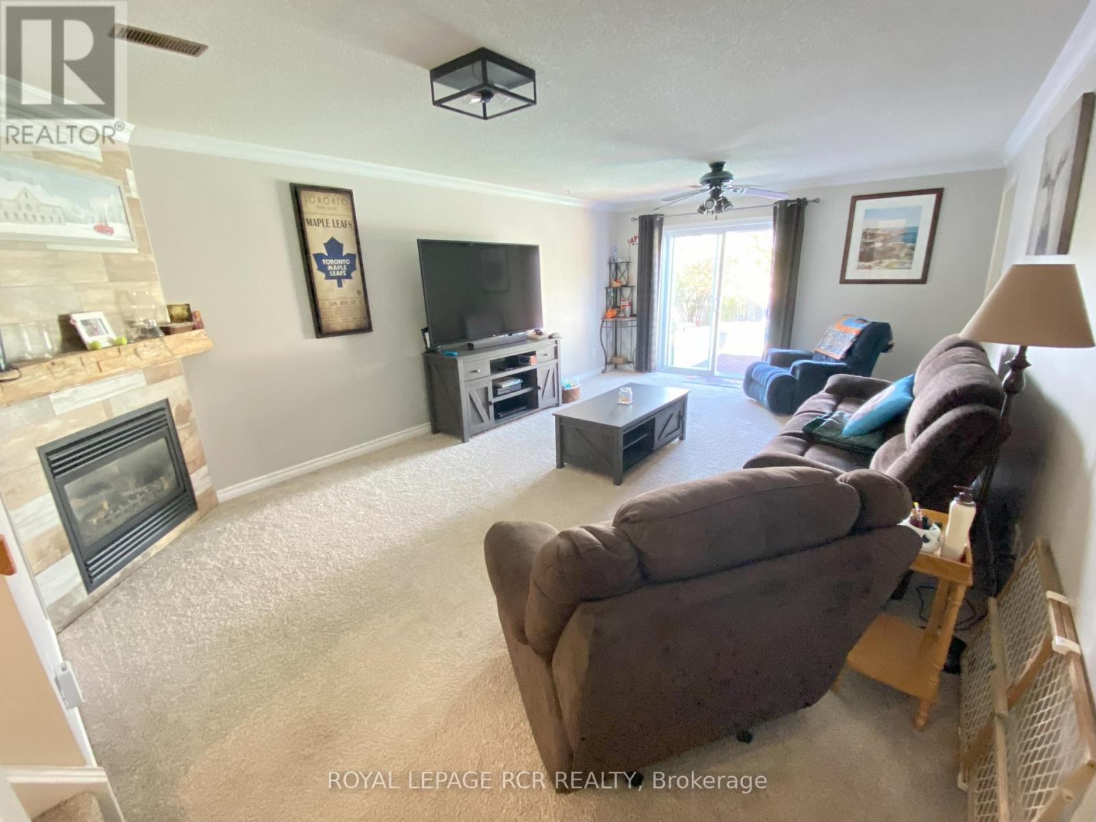Photo 12 of 90 Pheasant Court, Orangeville ON
