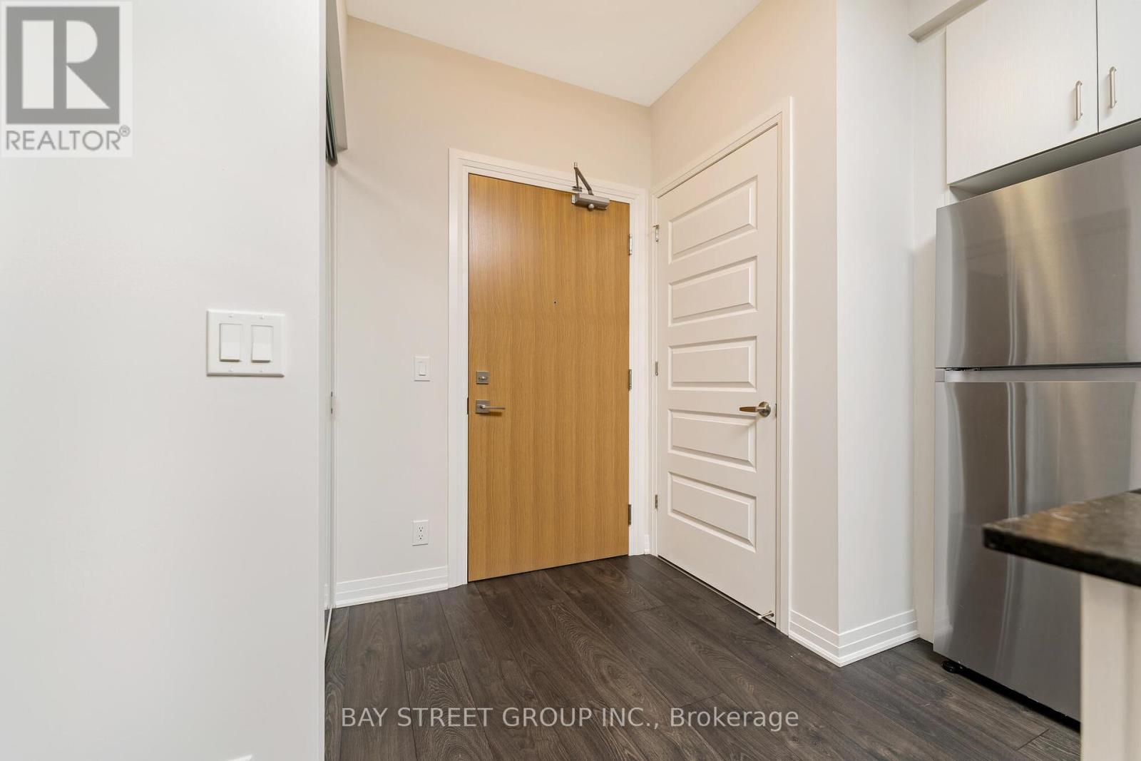 Photo 26 of 523 128 Grovewood Common, Oakville ON
