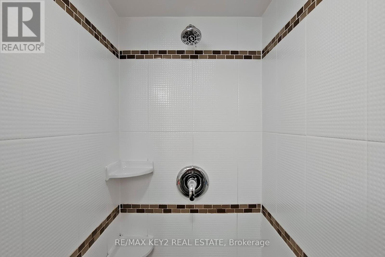Photo 1 of 210 2269 Lake Shore Boulevard W, Toronto ON