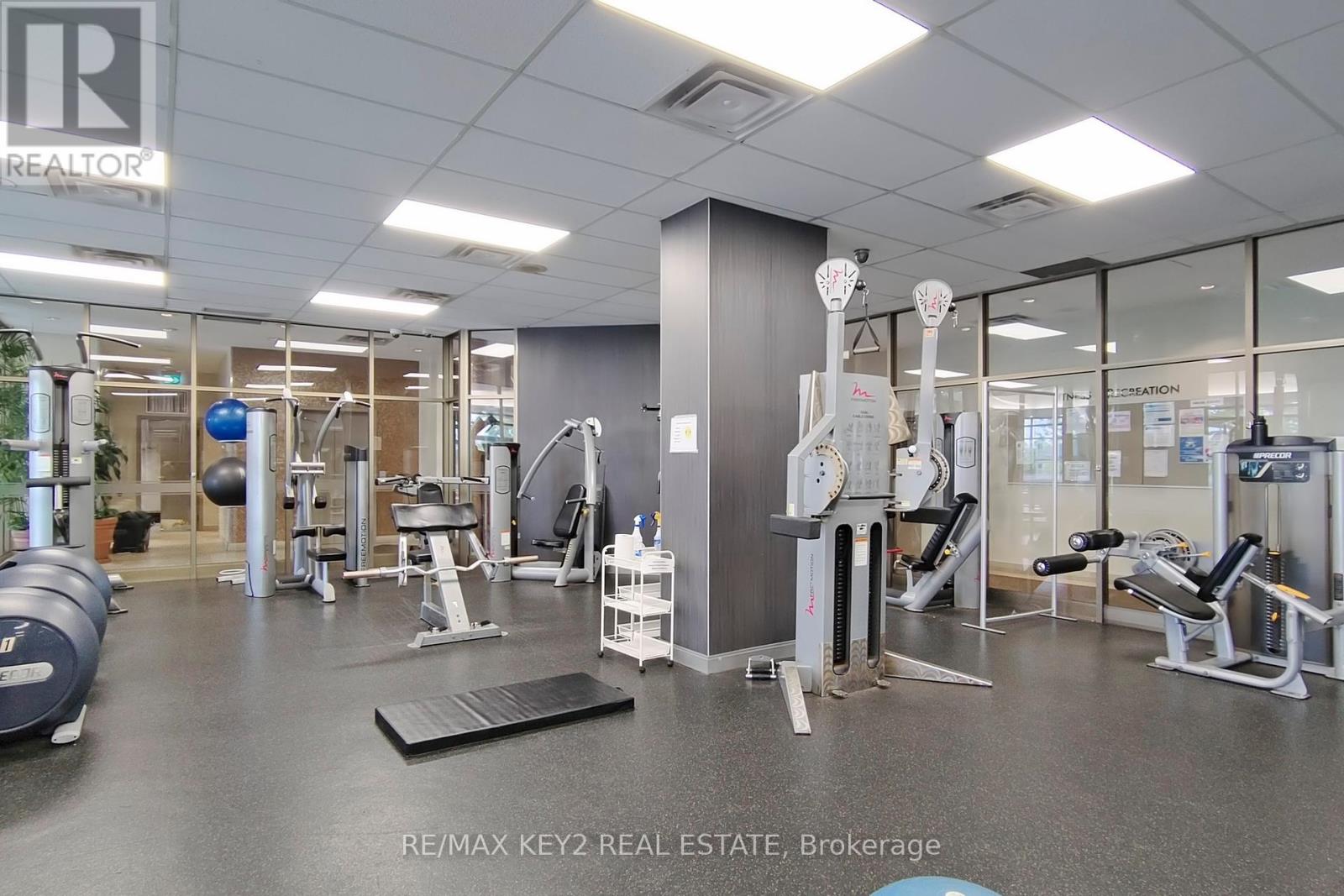 Photo 24 of 210 2269 Lake Shore Boulevard W, Toronto ON